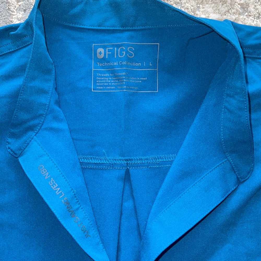 NWOT Figs Alps Blue Rafaela L